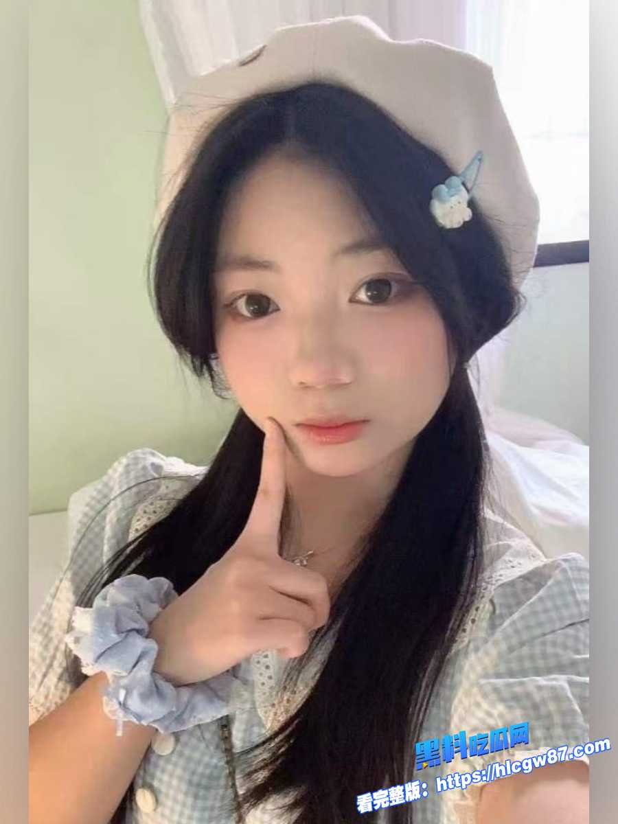 超级卡哇伊的圆脸萝莉学生妹 酒店做爱视频被男友曝光 按住头疯狂的抽插中出 反差十足太会玩了! 1 超级卡哇伊的圆脸萝莉学生妹 酒店做爱视频被男友曝光 按住头疯狂的抽插中出 反差十足太会玩了! 1
