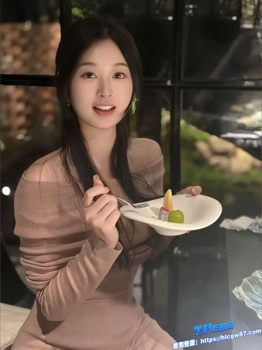 颜值顶美身材诱惑女神 完美露脸性爱视频 顶级美腿白嫩美乳 口交无套颜射撸点满满绝对精彩! 3 颜值顶美身材诱惑女神 完美露脸性爱视频 顶级美腿白嫩美乳 口交无套颜射撸点满满绝对精彩! 3