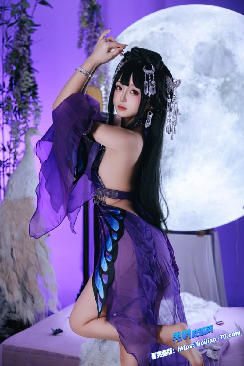 顶级网黄日奈娇苗疆巫女新作流出蝴蝶乳贴遮粉嫩奶头雪臀狂扭太骚了18