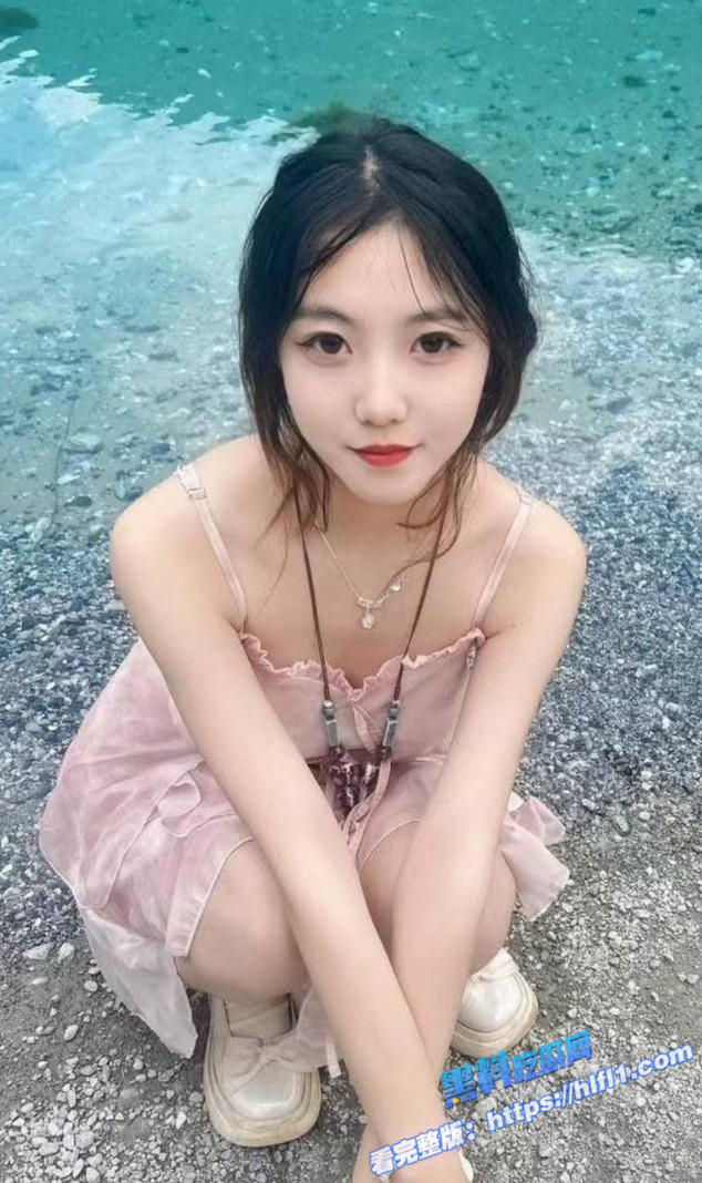 极品反差婊 姜瑜 人前女神 私下贱母狗跪舔屁眼 沦为了富二代男友的性玩物!4 极品反差婊 姜瑜 人前女神 私下贱母狗跪舔屁眼 沦为了富二代男友的性玩物!4