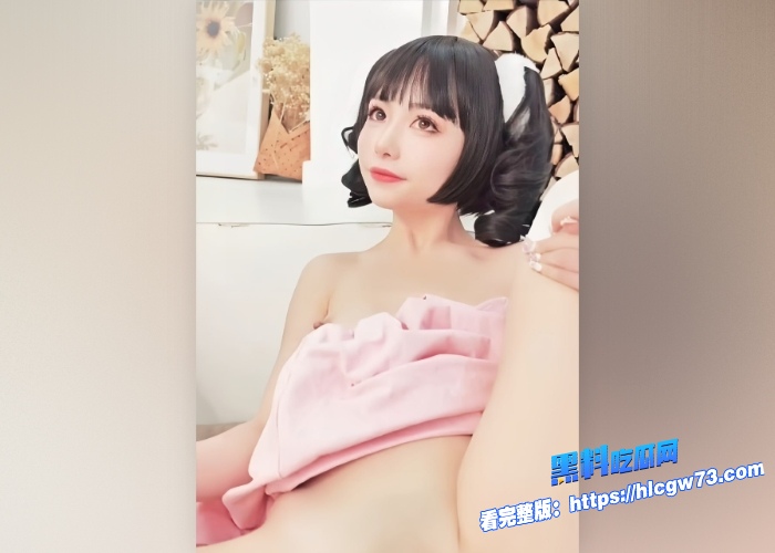 白嫩小仙女喵小吉福利写真照和视频流出全身白皙特别是超性感粉嫩的小穴太顶了男人的加油站 图2