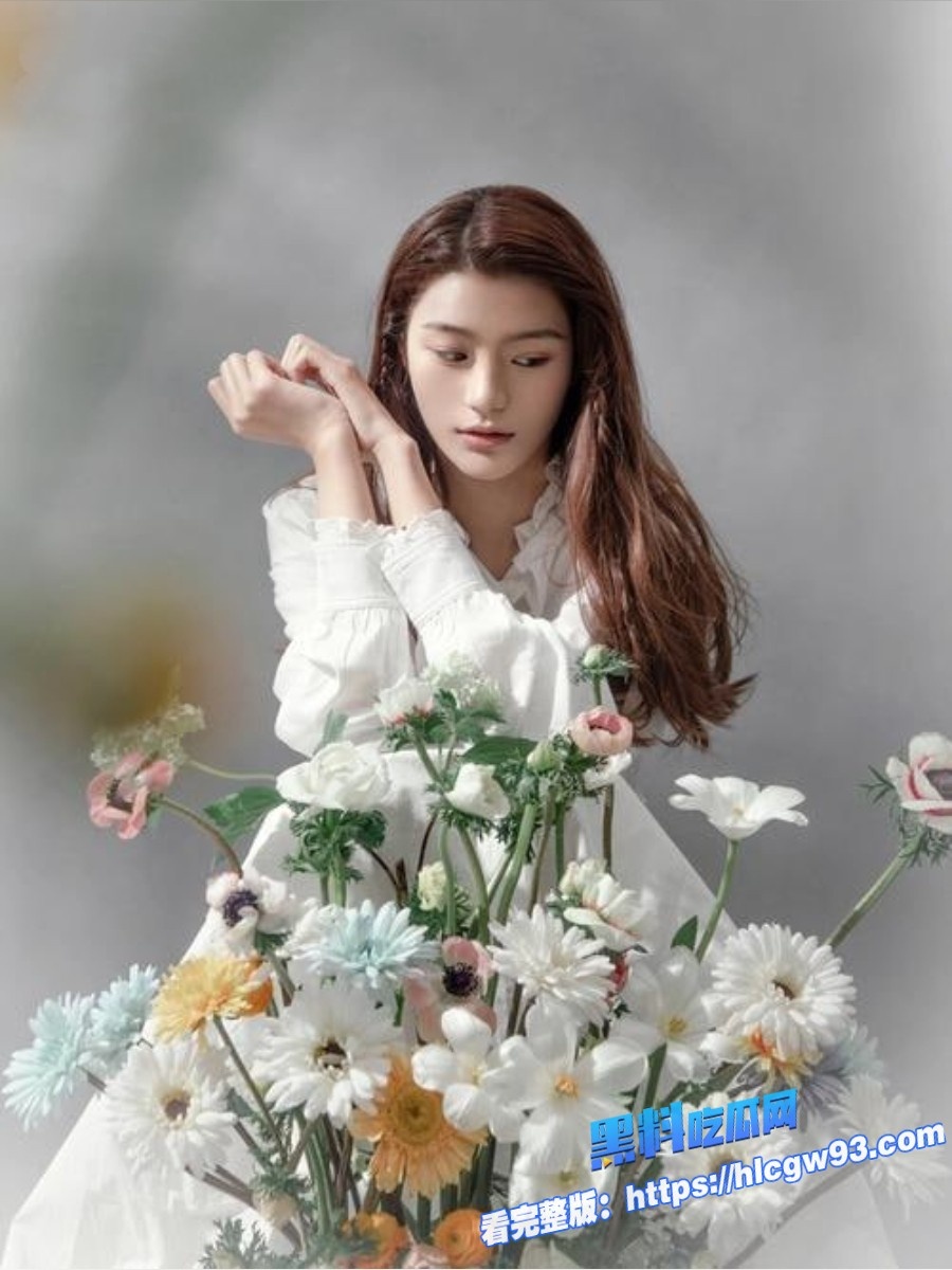 顶级女神模特雅茹老师给金主自拍大尺度视频流出2