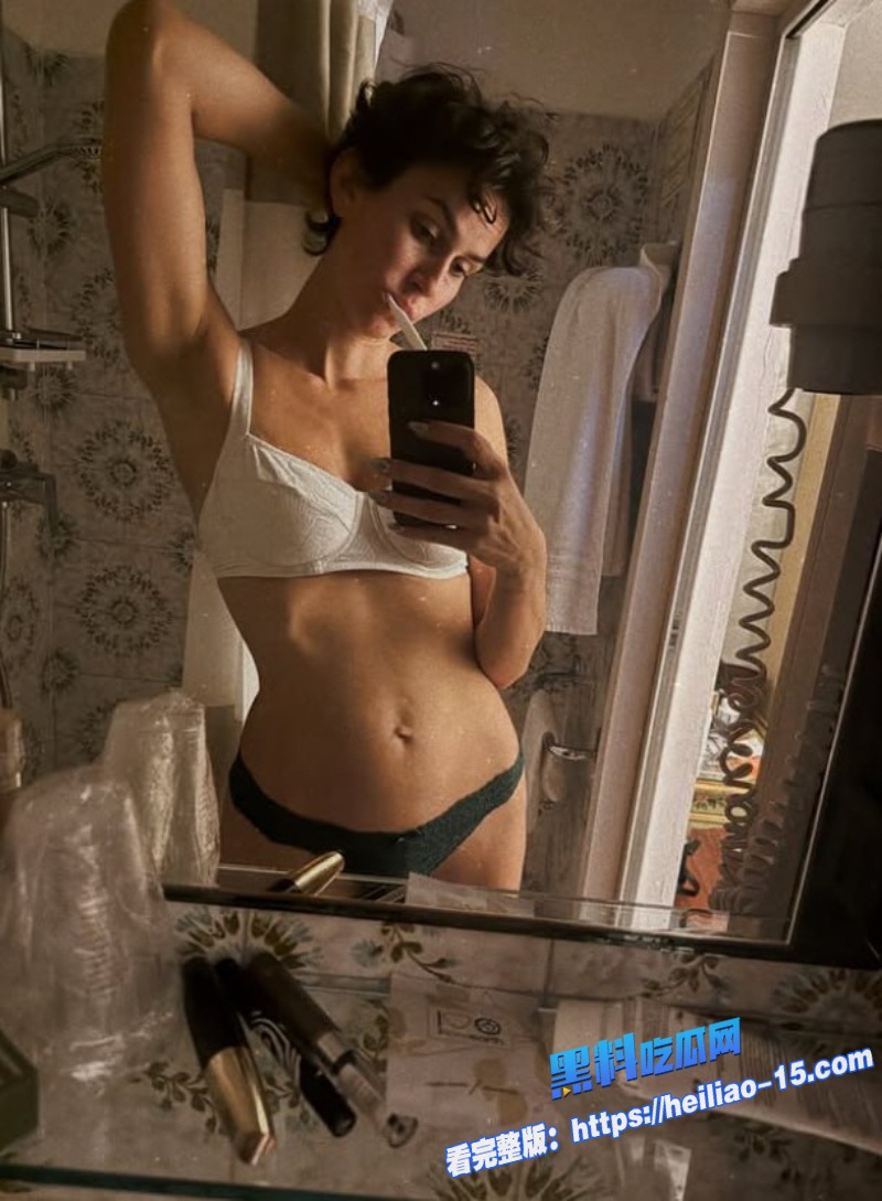 德国女星SaralisaVolm下海拍三级片高颜值气质女神火辣床戏激情缠绵4