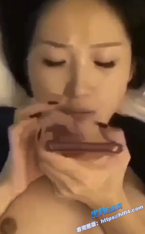 瓜友投稿 浙江杭州的孙晓晓是个抖音网红 线上清纯床上骚蹄3