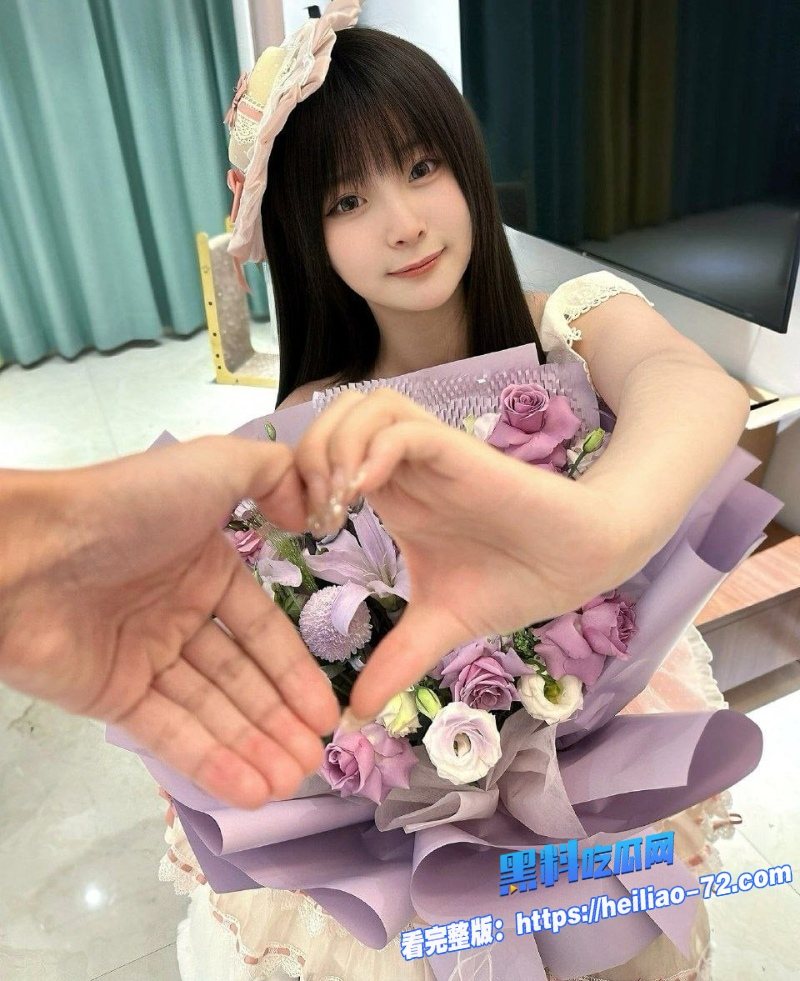 微胖冷白皮极品女神白天甜妹晚上变骚被黄毛无套猛操内射一线天小穴淫水直流2 微胖冷白皮极品女神白天甜妹晚上变骚被黄毛无套猛操内射一线天小穴淫水直流2