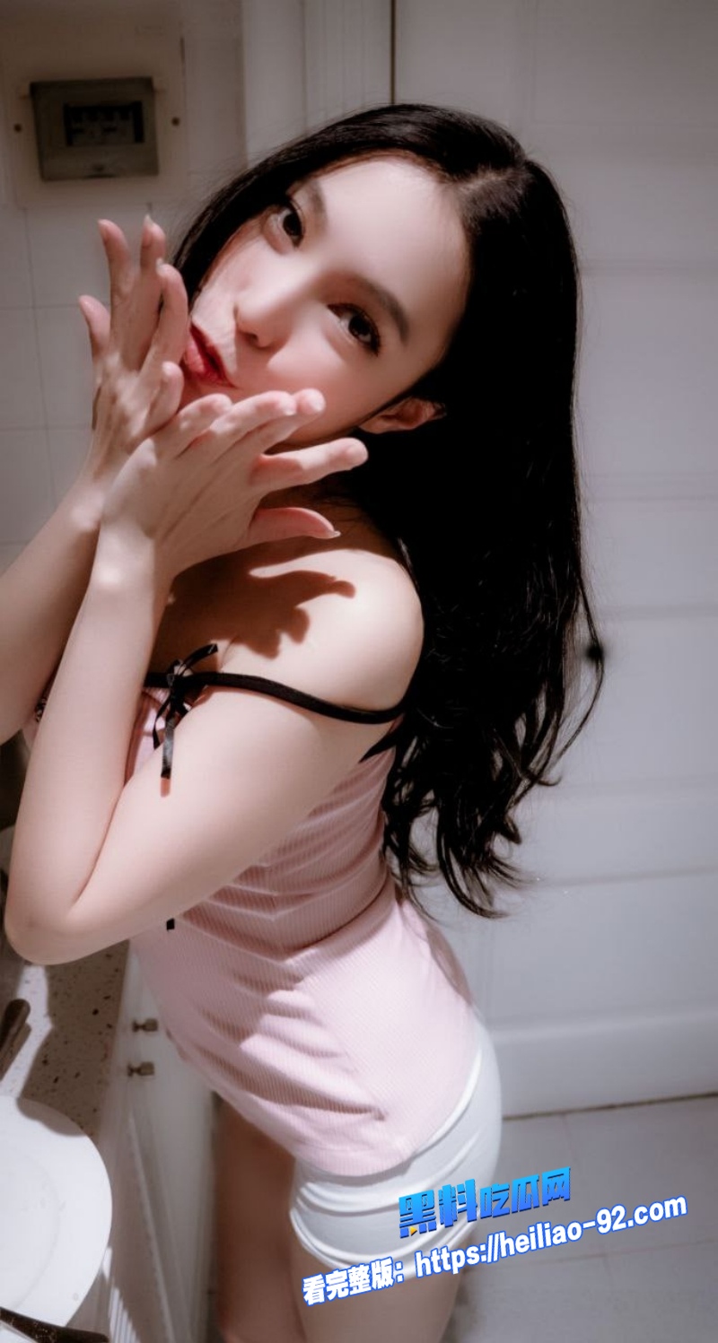 网红黑料Pornhub顶流火辣越南妹Miuzxc泳池到房间荡妇性爱之旅1 网红黑料Pornhub顶流火辣越南妹Miuzxc泳池到房间荡妇性爱之旅1
