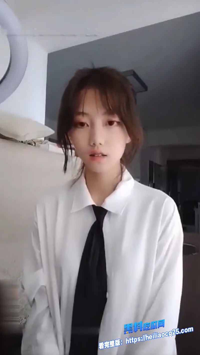 抖音网红比奇堡名媛贺子涵6