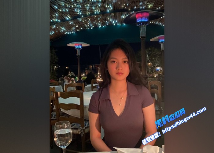 江苏高颜值母狗被富二代包养大尺度性爱视频被曝光流出奶子超级坚挺露脸口交骑乘简直太爽 图2WH700x500px