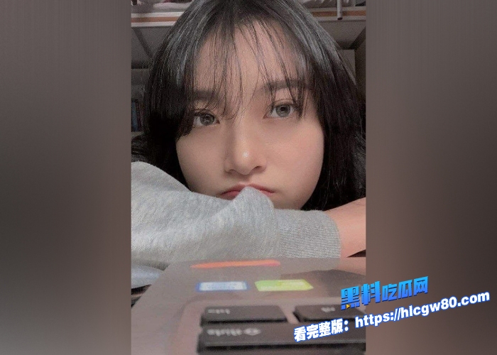 得不到就毁掉青岛漂亮妹子分手后遭渣男曝光恋爱期间不雅视频这颜值咋就瞎了眼看上渣男了呢8 得不到就毁掉青岛漂亮妹子分手后遭渣男曝光恋爱期间不雅视频这颜值咋就瞎了眼看上渣男了呢8