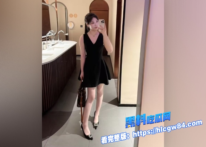 女下属为了升职主动献身高超口活技术让领导爽到无法自拔事后升职加薪妥妥的图 2 女下属为了升职主动献身高超口活技术让领导爽到无法自拔事后升职加薪妥妥的图 2