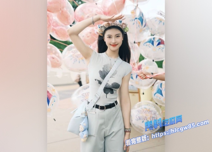 中央民族大学研究生李亦甯不雅视频流出 4 中央民族大学研究生李亦甯不雅视频流出 4