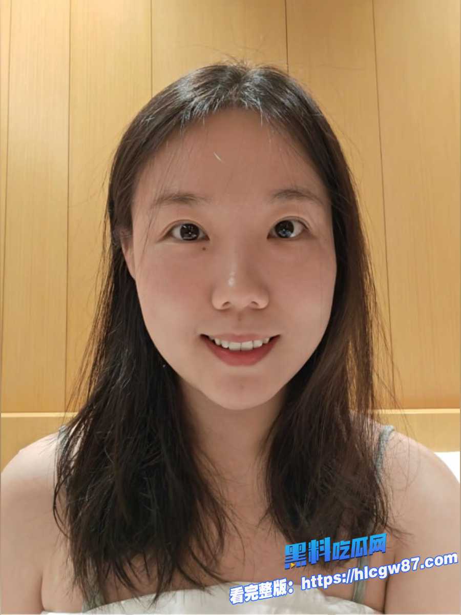 反差女大学生董佳丽 4