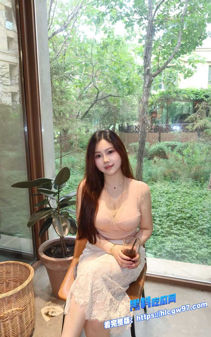 江苏南京王硕反差母狗私拍炸裂流出1