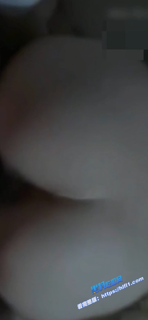 真实乱伦!和亲妹妹网恋 哥哥用微信小号钓亲妹妹 偷拍妹妹洗澡让妹妹发自慰视频!10 真实乱伦!和亲妹妹网恋 哥哥用微信小号钓亲妹妹 偷拍妹妹洗澡让妹妹发自慰视频!10