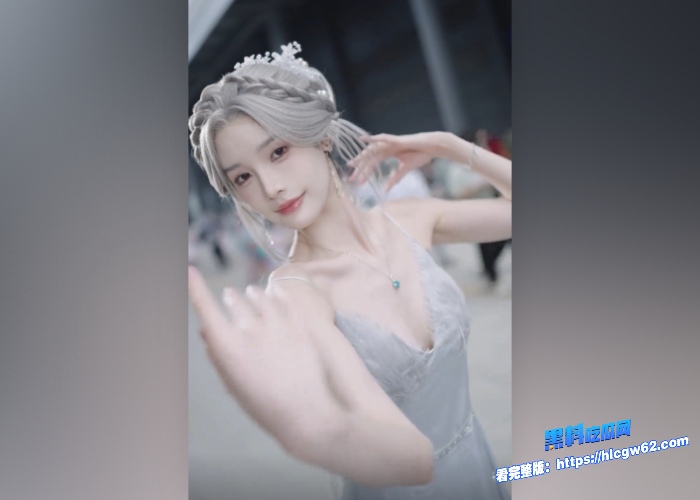 抖音五十万粉cos圈大网红橙子喵酱遭金主泄露大量福利视频私拍粉嫩少女看的流口水 图2