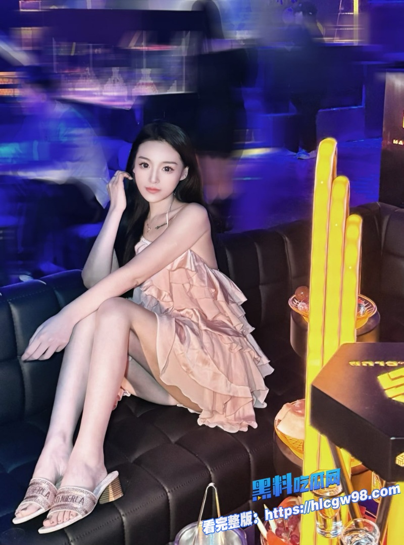 寸止挑战儿子双飞岳母妈妈两个极品少妇轮流争夺儿子大屌互相争宠比谁更浪最后双双跪求内射3