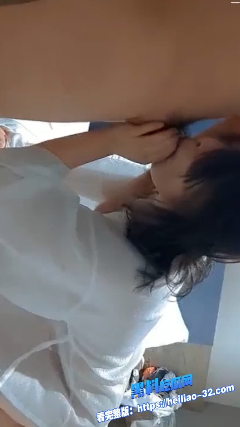高颜值反差萝莉女友与男友酒店激战视频流出露脸口交大屌后被疯狂中出粉嫩骚穴 4 高颜值反差萝莉女友与男友酒店激战视频流出露脸口交大屌后被疯狂中出粉嫩骚穴 4