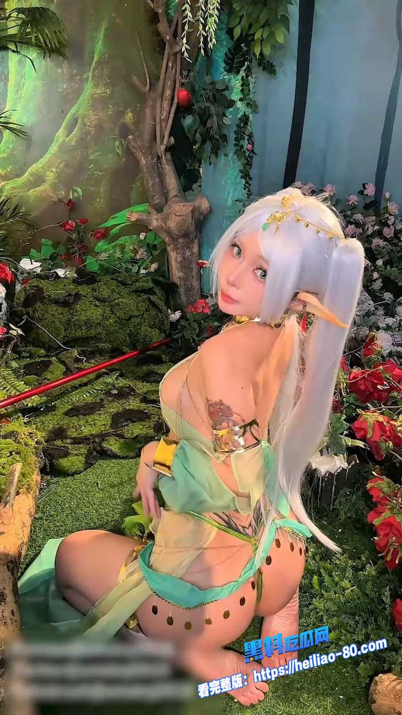 软妹COS《葬送的芙莉莲》里的 芙莉莲 银发精灵穿薄纱跪地翘臀猛撩 大奶透视湿的一塌糊涂图5 软妹COS《葬送的芙莉莲》里的 芙莉莲 银发精灵穿薄纱跪地翘臀猛撩 大奶透视湿的一塌糊涂图5