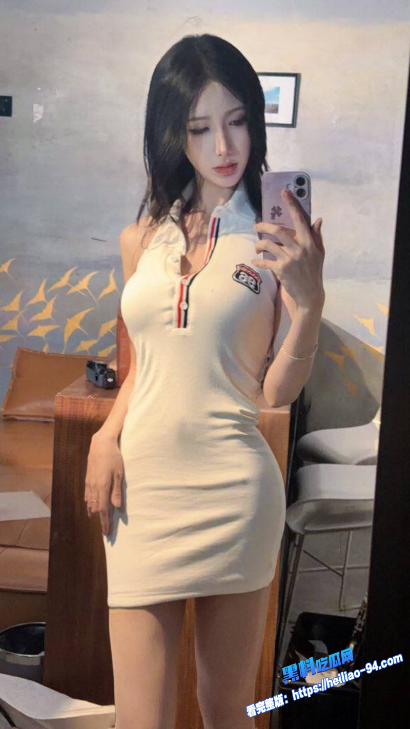 抖音TS网红Sunny水水水黑丝连体情趣衣与猛男肛交啪啪视频流出2