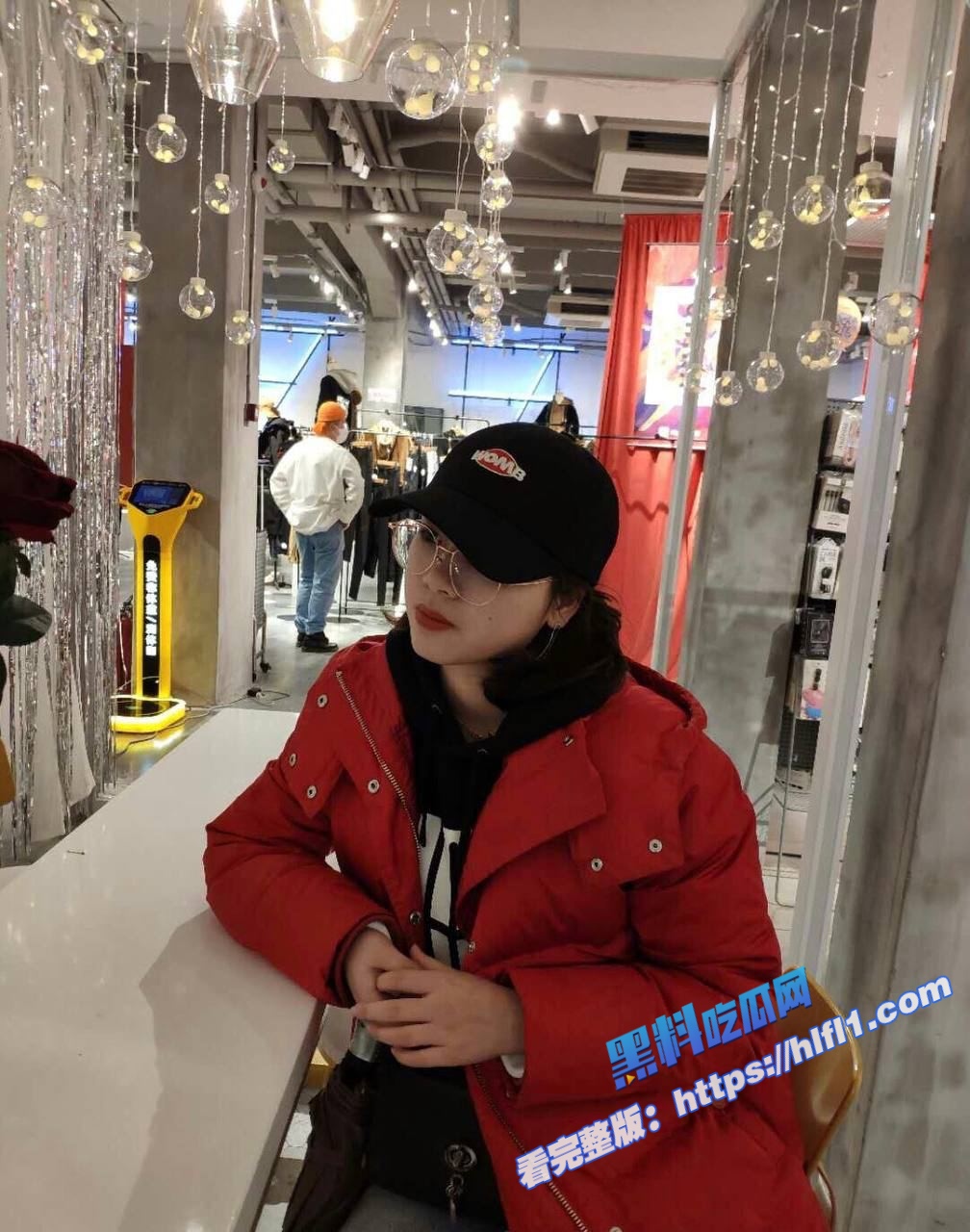 武汉常青树实验学校 良家清纯小嫩妹 眼睛妹与男友激战 肥嫩鲍鱼流出大量白浆！6