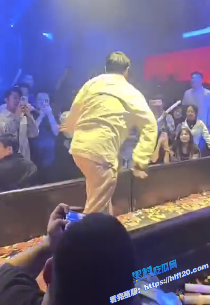 中国武术界 马保国 浑元形意太极拳掌门人  巡演传道授业解惑 并在夜店展示太极拳！5