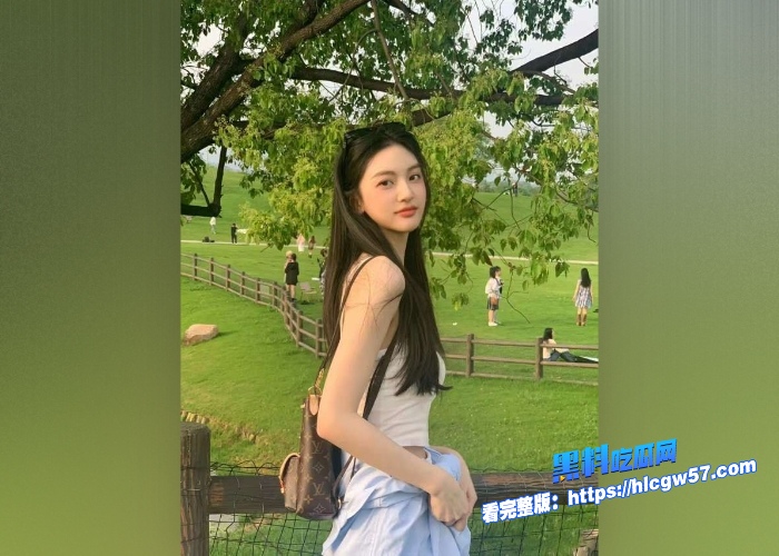 骚宝私密回春第一期舞蹈老师出来偷吃金手指扣逼多次喷水今天想要吃饱按摩床上操 图1