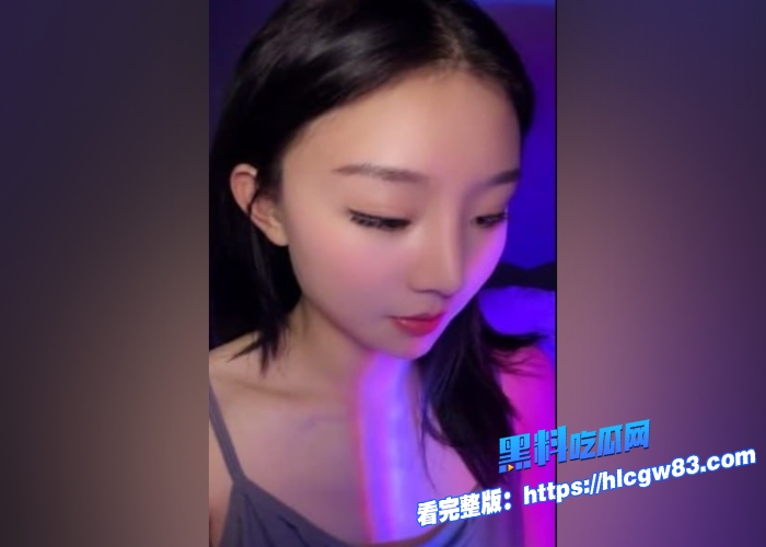 前体操运动员化名可可奶蛋下海做黄播养家各种高难度姿势随意切换自慰潮喷犹如水娃直播场面美艳动人3 前体操运动员化名可可奶蛋下海做黄播养家各种高难度姿势随意切换自慰潮喷犹如水娃直播场面美艳动人3