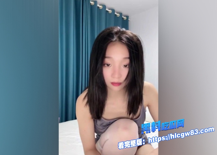 前体操运动员化名可可奶蛋下海做黄播养家各种高难度姿势随意切换自慰潮喷犹如水娃直播场面美艳动人4 前体操运动员化名可可奶蛋下海做黄播养家各种高难度姿势随意切换自慰潮喷犹如水娃直播场面美艳动人4