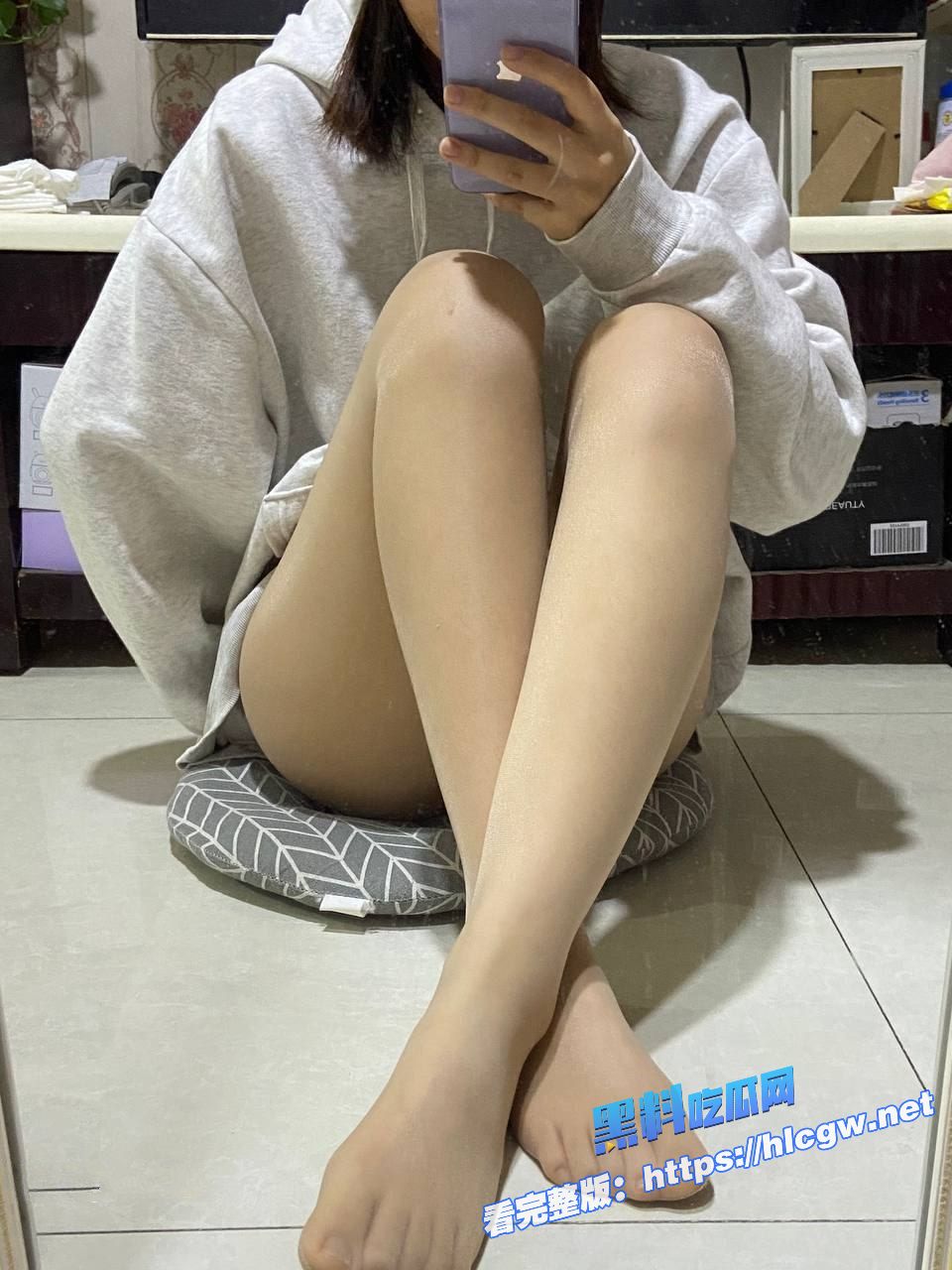 大学生母狗学妹丝袜照