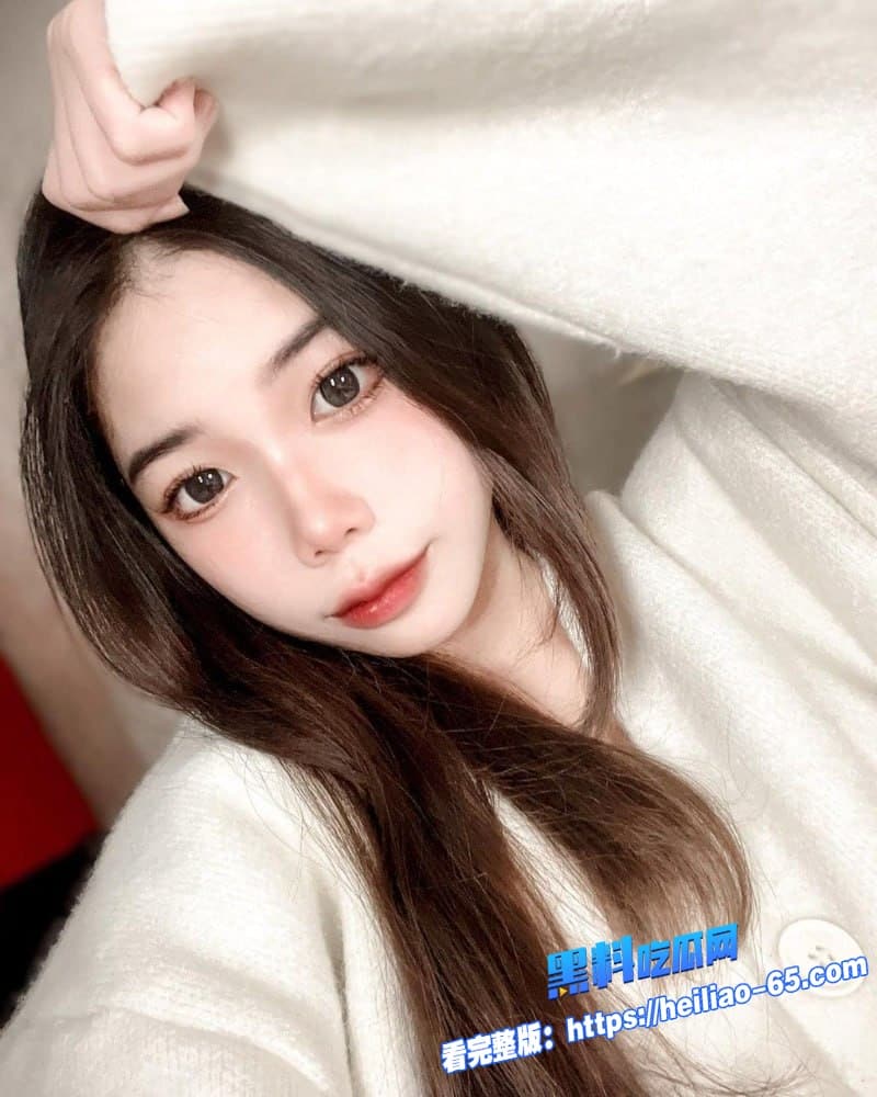 马来西亚情侣杨薇恩自拍调教清纯学生女友深喉口交微SM太会玩了4 马来西亚情侣杨薇恩自拍调教清纯学生女友深喉口交微SM太会玩了4