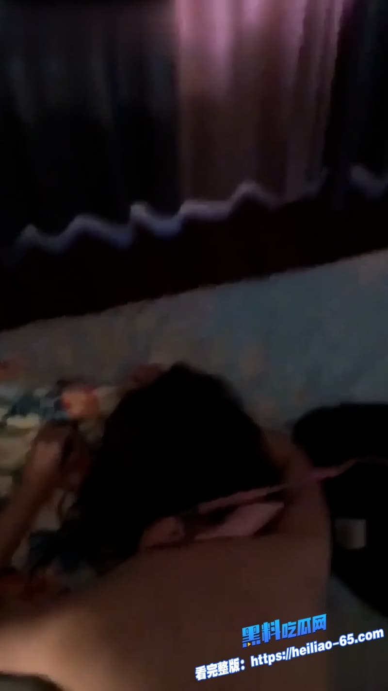 马来西亚情侣杨薇恩自拍调教清纯学生女友深喉口交微SM太会玩了10 马来西亚情侣杨薇恩自拍调教清纯学生女友深喉口交微SM太会玩了10