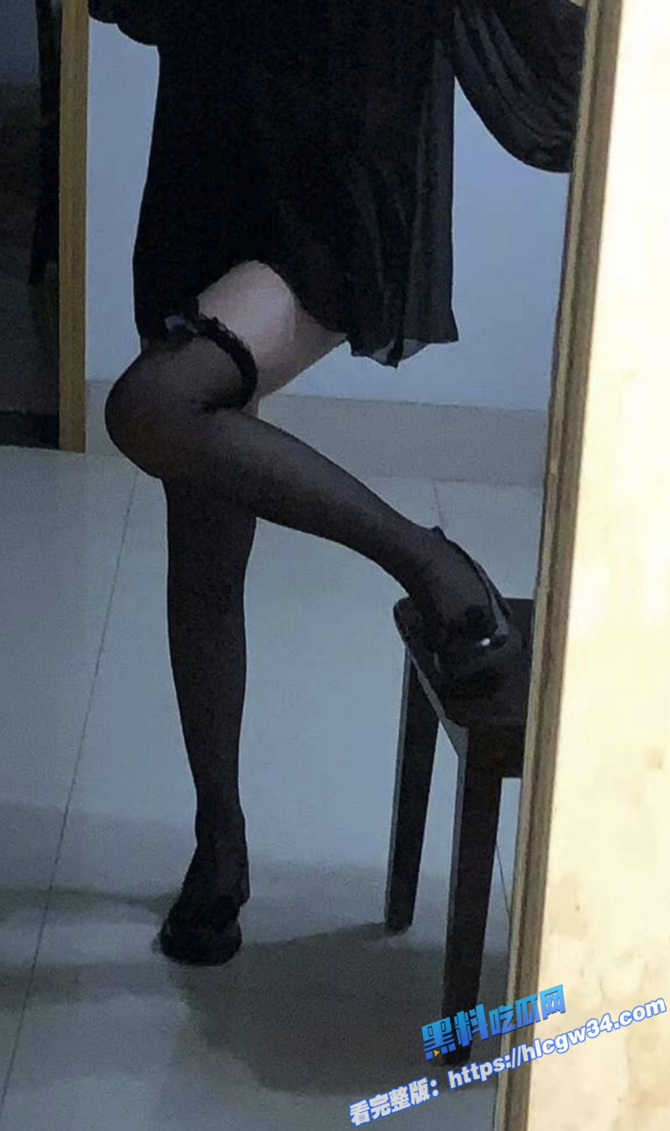 江苏06某职高可爱女学生 爱穿丝袜小裙子 在网上给男友戴绿帽视频曝光3