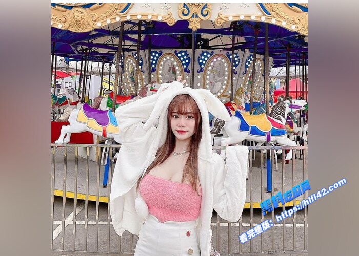 魔鬼身材巨乳少妇 咪咪 全裸自拍视频曝光 床上秒变骚母狗模样 让人顶不住啊39
