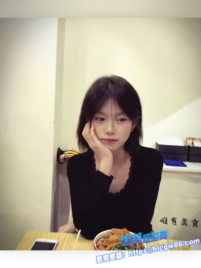 呆萌校花考砸泪眼汪汪10