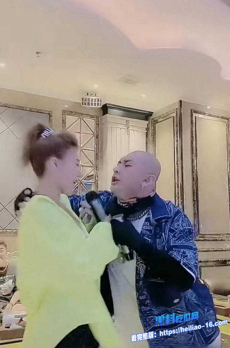 快手3000万粉丝大网红FZ方丈直播自爆出轨前妻杜凤曝光离婚真相徒弟阿月大尺度视频流出 15