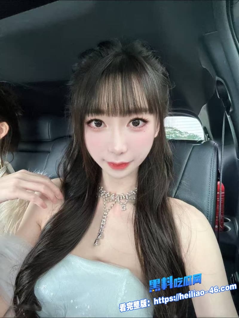 海角兄妹乱伦骚货小表妹身穿JK制服与哥哥在天台上做爱极品白虎嫩穴看的小编下面都要硬爆了10 海角兄妹乱伦骚货小表妹身穿JK制服与哥哥在天台上做爱极品白虎嫩穴看的小编下面都要硬爆了10