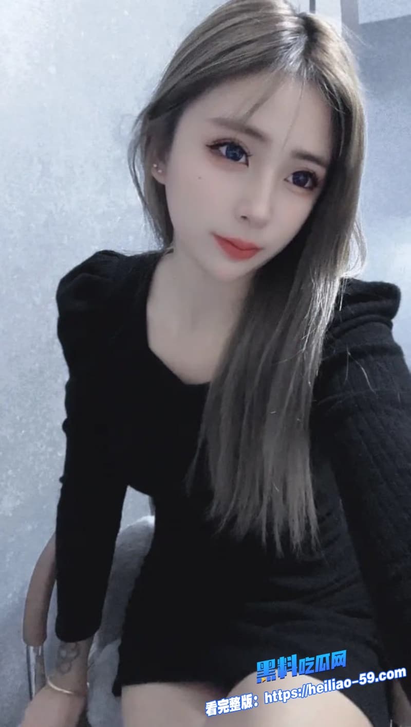 高颜值精神小妹直播吃鸡视频流出全程露脸狂舔巨屌长相清纯的被操到娇喘浪叫不停6 高颜值精神小妹直播吃鸡视频流出全程露脸狂舔巨屌长相清纯的被操到娇喘浪叫不停6
