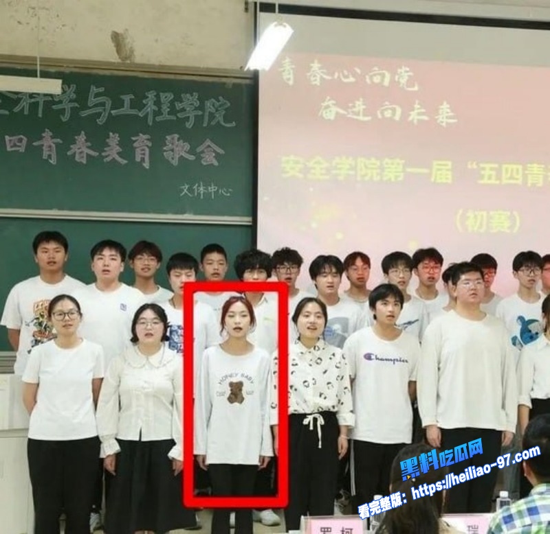 安徽理工大学22级眼镜学妹周思佳推特福利姬身份曝光人设反差直接炸裂全网2 安徽理工大学22级眼镜学妹周思佳推特福利姬身份曝光人设反差直接炸裂全网2