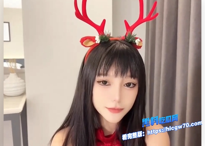 推特Onlyfans神仙颜值福利姬博主欲梦子你的欲梦圣诞麋鹿妆扮得女王大人调教小奶狗红网袜足交超反差 图2 推特Onlyfans神仙颜值福利姬博主欲梦子你的欲梦圣诞麋鹿妆扮得女王大人调教小奶狗红网袜足交超反差 图2