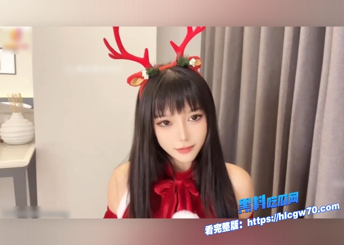 推特Onlyfans神仙颜值福利姬博主欲梦子你的欲梦圣诞麋鹿妆扮得女王大人调教小奶狗红网袜足交超反差 图6 推特Onlyfans神仙颜值福利姬博主欲梦子你的欲梦圣诞麋鹿妆扮得女王大人调教小奶狗红网袜足交超反差 图6