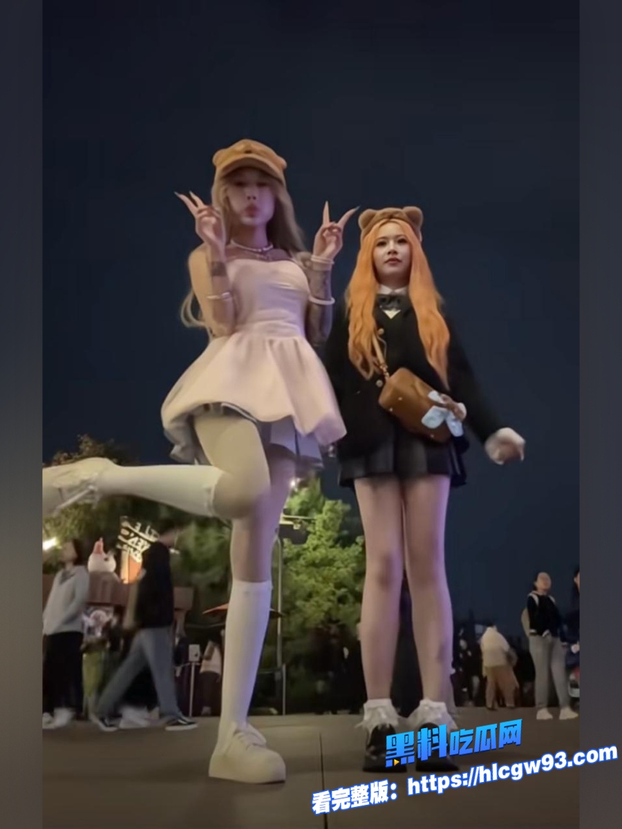 国服达摩精神小伙麻将室怀疑牌友摸自己女友手国服达摩_精神小伙直接飞身一秒十八拳伺候！国服达摩_精神小伙直接飞身一秒十八拳伺候！ (3).jpg