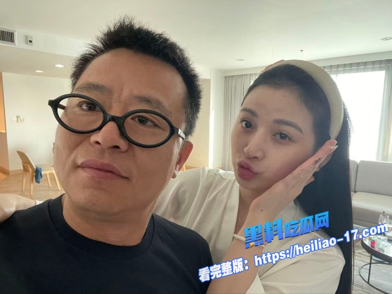 前360高管玉红深夜群聊朋友圈狂轰周鸿祎昔日伙伴翻脸狠揭财务疑云数十亿并称币圈赵长鹏伴侣何一知三当三17 前360高管玉红深夜群聊朋友圈狂轰周鸿祎昔日伙伴翻脸狠揭财务疑云数十亿并称币圈赵长鹏伴侣何一知三当三17