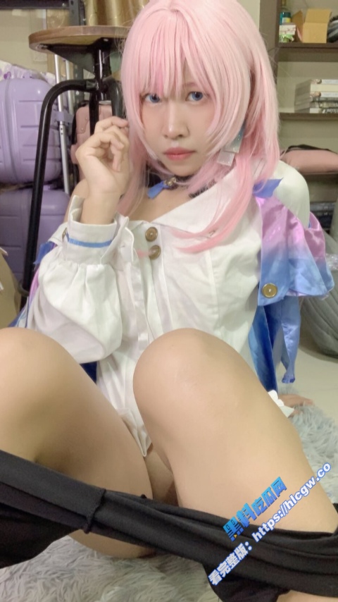 onlyfans人气巨乳网黄 noeyno cos星穹铁道三月七 自慰嫩穴发骚不断！4