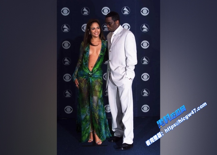吹牛老爹女友珍妮佛洛佩茲(Jennifer Lopez)3P视频曝光白色派对现场多人群P视频也太炸裂了 图11WH700x500px 吹牛老爹女友珍妮佛洛佩茲(Jennifer Lopez)3P视频曝光白色派对现场多人群P视频也太炸裂了 图11WH700x500px
