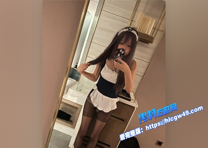 河北保定二次元少萝 张芯佳 大尺度不雅视频流出 道具加手指疯狂蹂躏小穴 骚气十足！ 1WH700x500px1