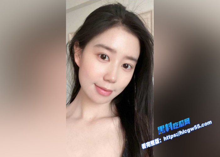 济南26岁小少妇 何敏洁 穿着情趣内衣给土豪老公足交 主动扶套插入 后入骑乘骚的要命2 济南26岁小少妇 何敏洁 穿着情趣内衣给土豪老公足交 主动扶套插入 后入骑乘骚的要命2