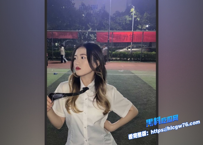 南宁中医药大学李青青与体育生约炮视频流出镜前自拍被炮友激情后入带着眼镜极致骚荡反差1