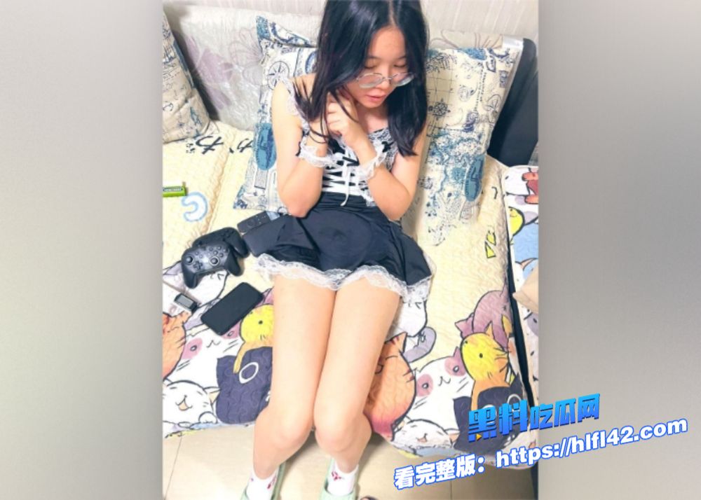 清纯眼镜妹大学生私下狂野羞涩眼神下的激情口交与猛烈抽插让人回味无穷 8 清纯眼镜妹大学生私下狂野羞涩眼神下的激情口交与猛烈抽插让人回味无穷 8