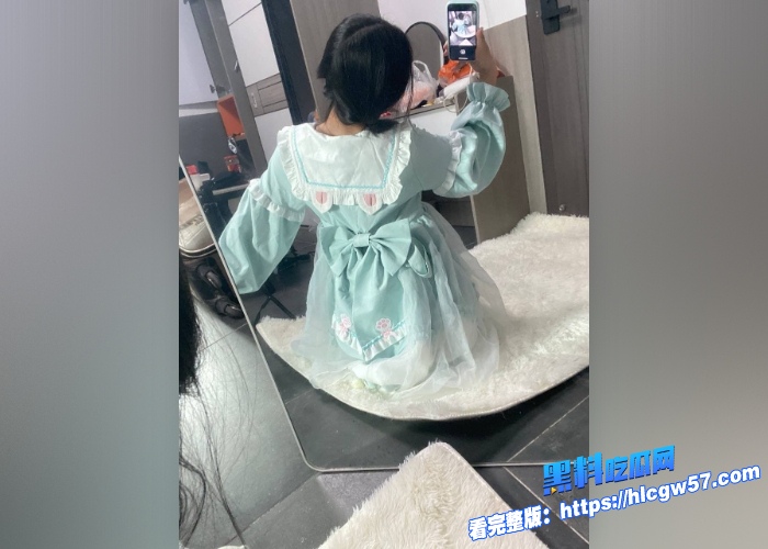 百变风格少女 先天后入圣体 反差婊母狗 九头身材 细白大长腿超顶 被调教成淫荡母狗 非常极品 3 百变风格少女 先天后入圣体 反差婊母狗 九头身材 细白大长腿超顶 被调教成淫荡母狗 非常极品 3