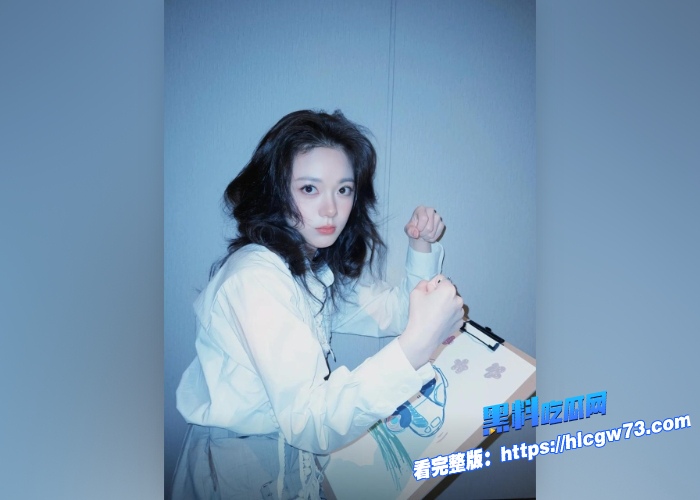 娱乐圈大瓜00后花旦赵今麦和张凌赫酒店私会被实锤赵今麦洗澡视频与性爱视频也被曝光瓜友们这次真是有眼福了肌肤超嫩明星就是不一样 图4 娱乐圈大瓜00后花旦赵今麦和张凌赫酒店私会被实锤赵今麦洗澡视频与性爱视频也被曝光瓜友们这次真是有眼福了肌肤超嫩明星就是不一样 图4